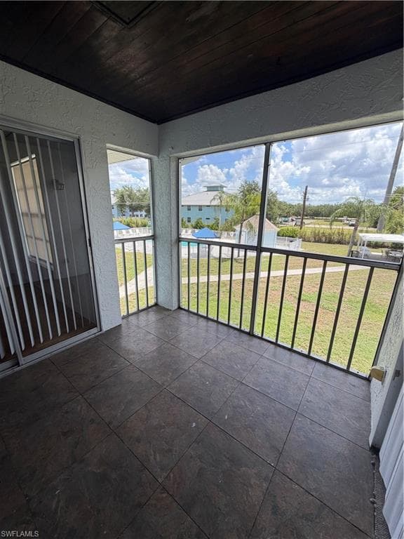 1100 Pondella RD 810-16