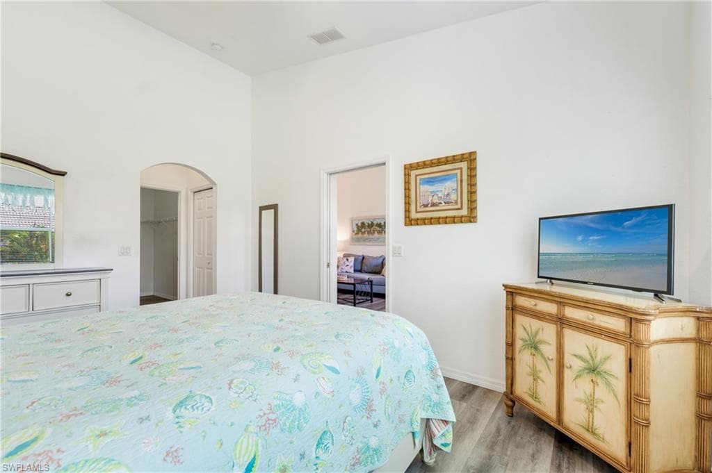 7863 Lake Sawgrass LOOP 5512-5