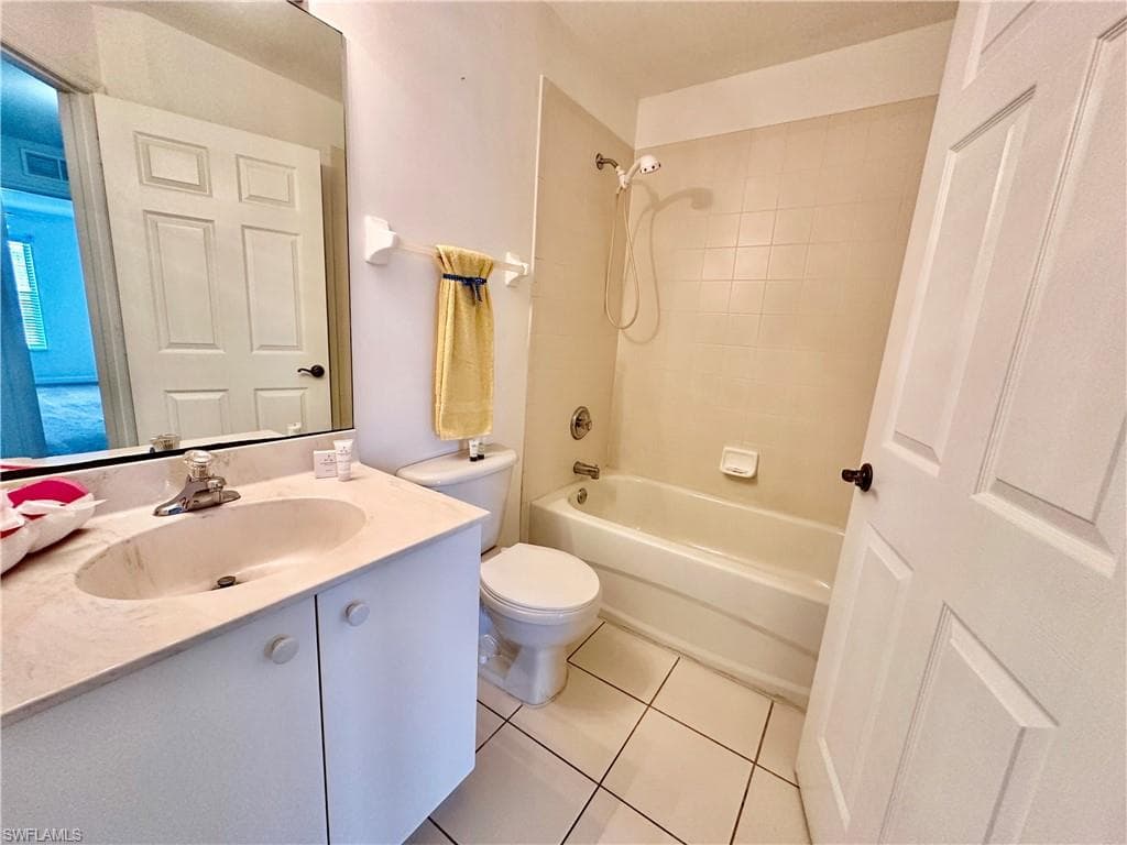 3614 Pine Oak CIR 103-23