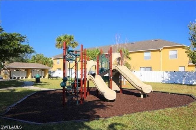 3614 Pine Oak CIR 103-43