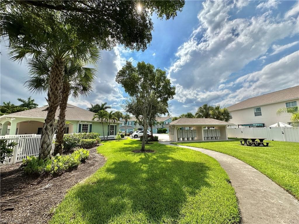 3614 Pine Oak CIR 103-35