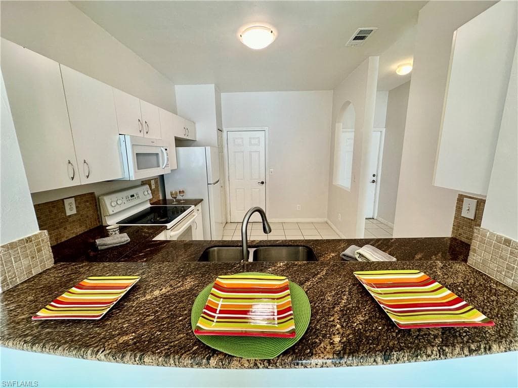 3614 Pine Oak CIR 103-8
