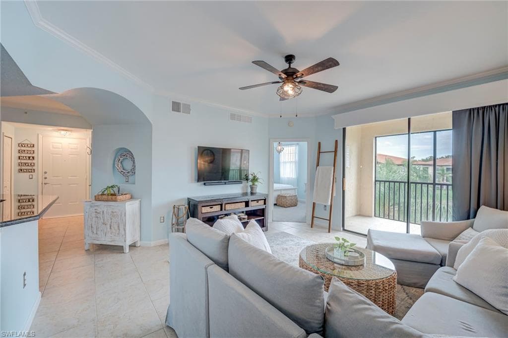 12940 Positano CIR 304-2