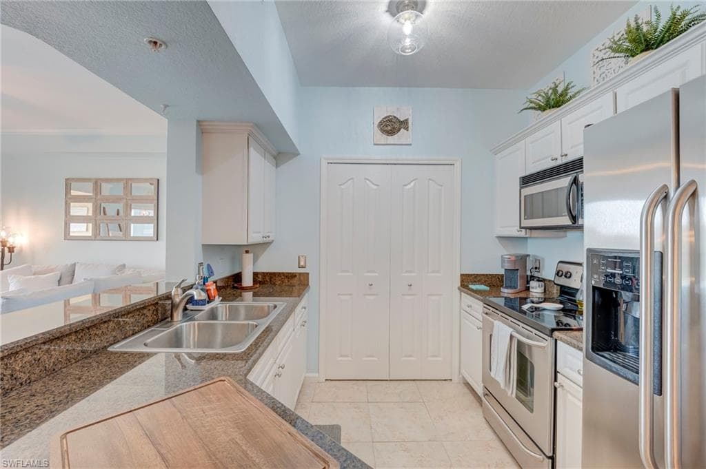 12940 Positano CIR 304-4