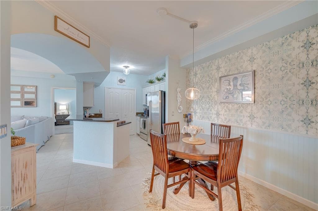 12940 Positano CIR 304-8