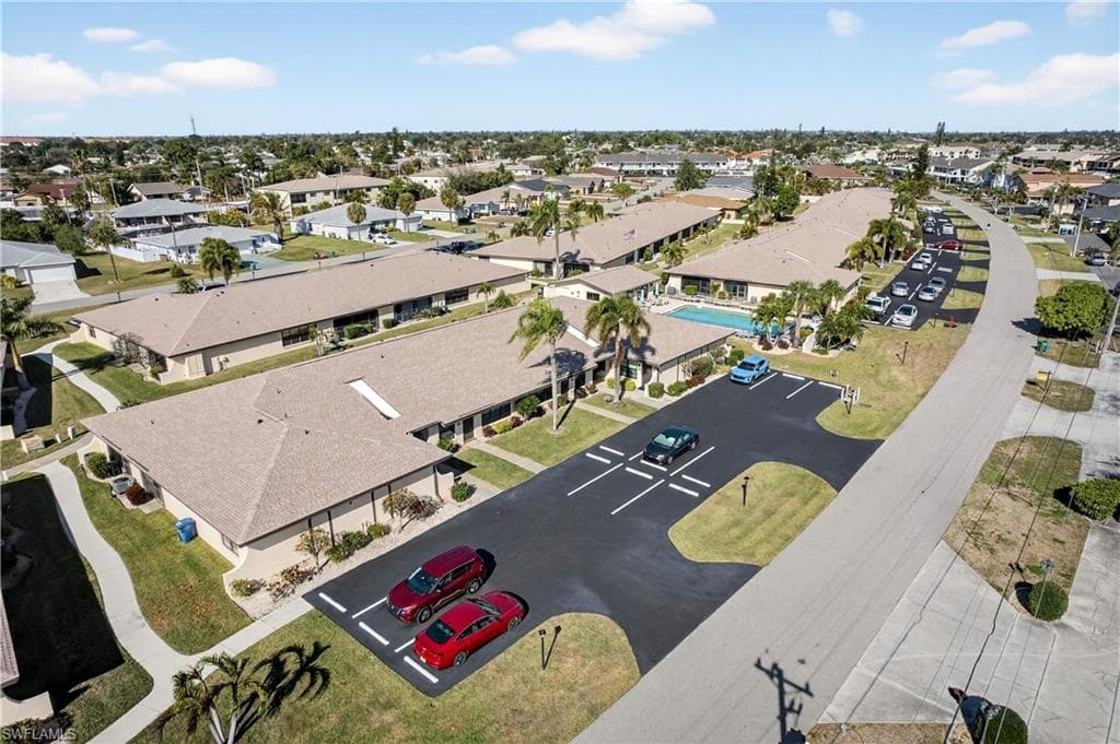 3916 SE 11TH PL 503-2