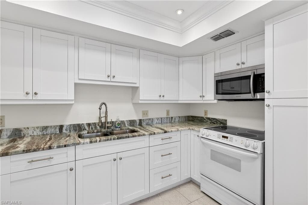 3916 SE 11TH PL 503-7