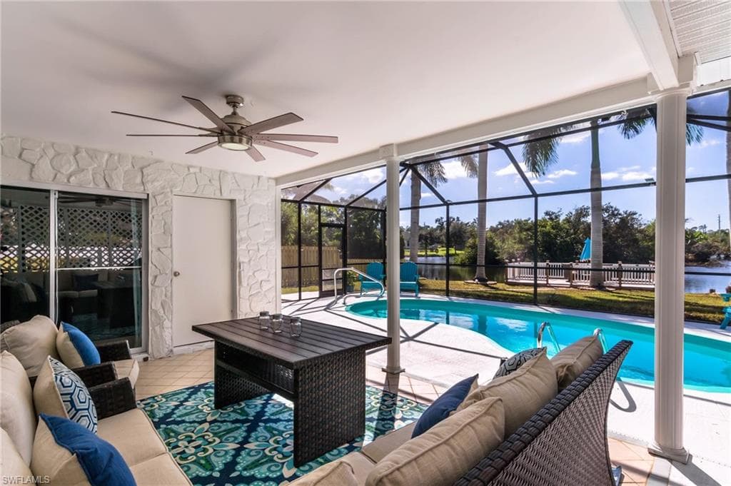 28 Constitution DR-19