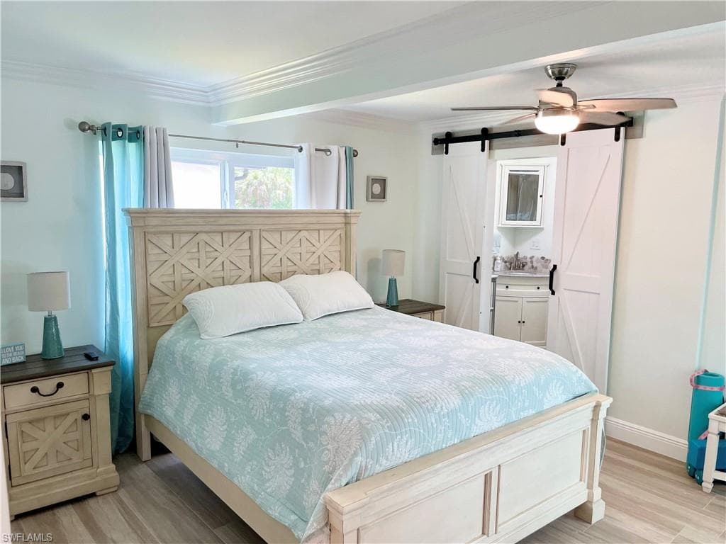 28 Constitution DR-25