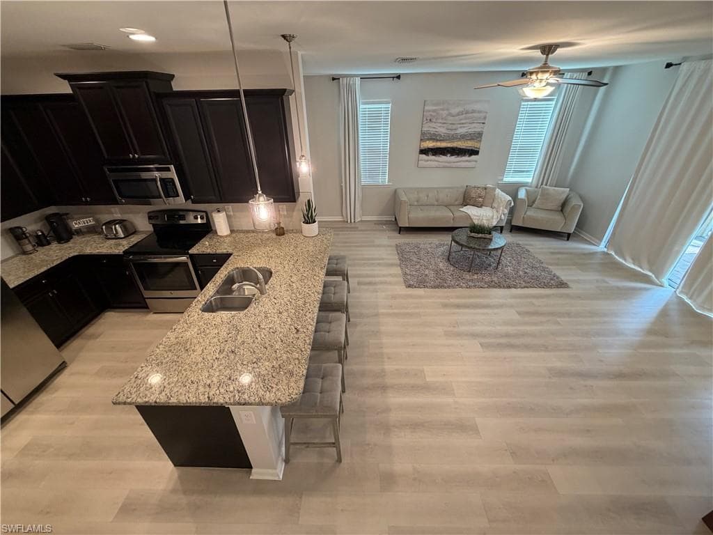 10842 Alvara WAY-6