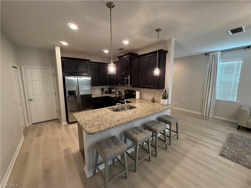10842 Alvara WAY-42