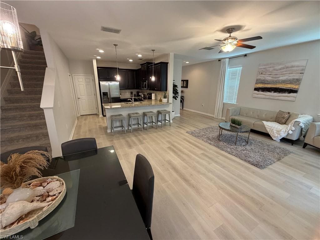 10842 Alvara WAY-13