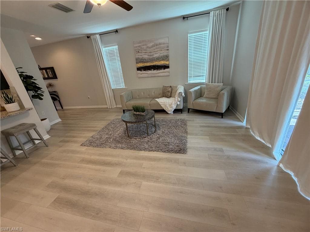 10842 Alvara WAY-15