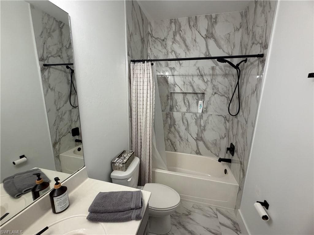 10842 Alvara WAY-39