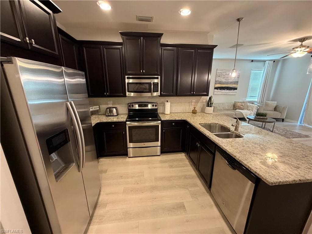10842 Alvara WAY-4