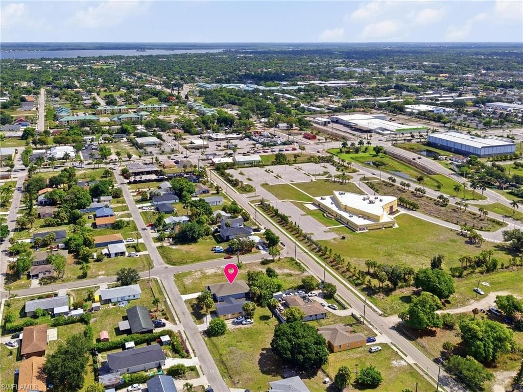 2303 Ben ST S-26