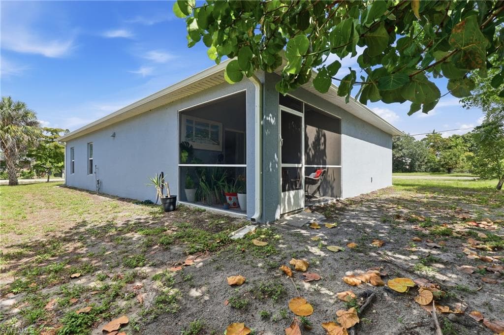 2303 Ben ST S-24