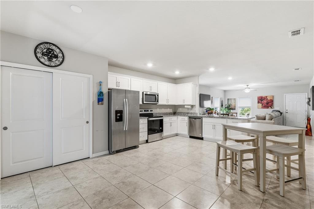 2303 Ben ST S-10