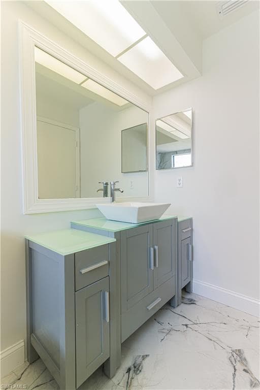 107 Blue Ridge DR 21-24