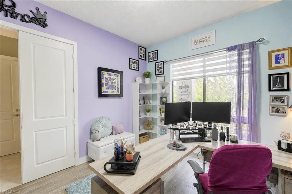 5153 Julienne RD-17