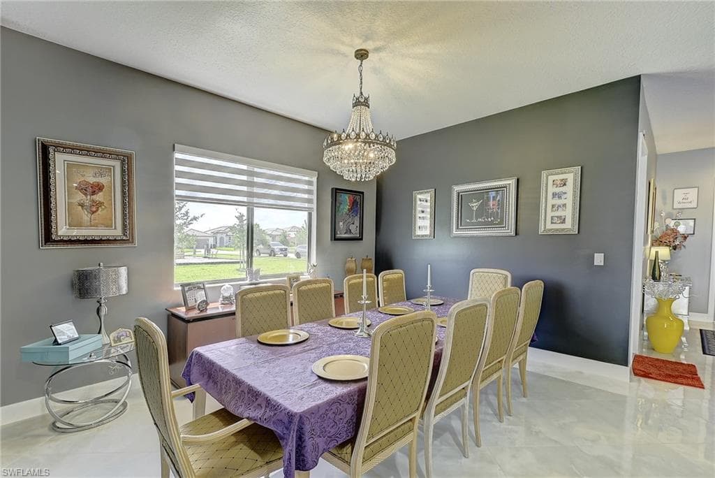 5153 Julienne RD-33
