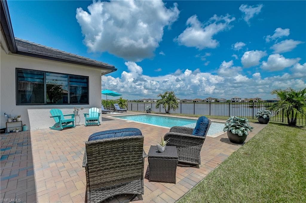 5153 Julienne RD-40