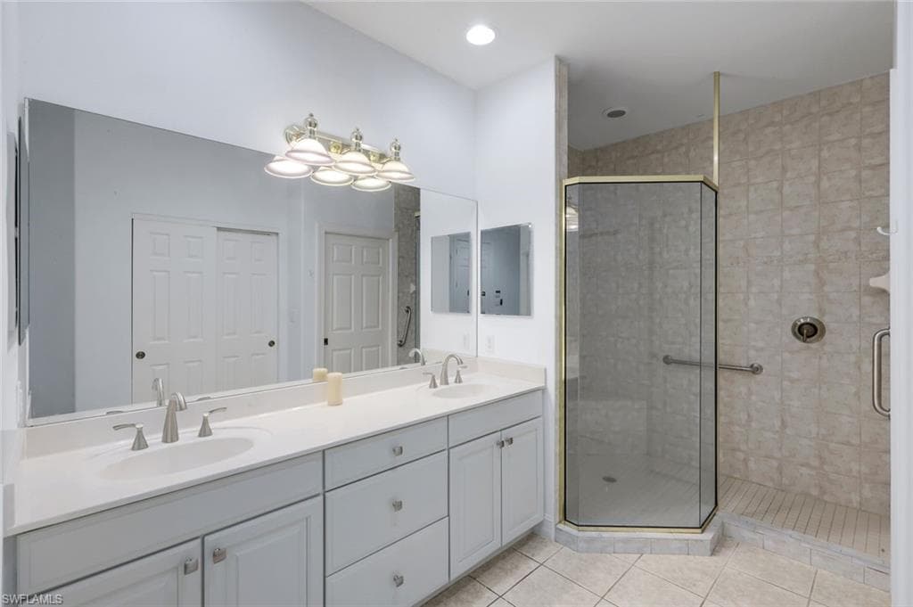 1277 RIALTO WAY 201-17