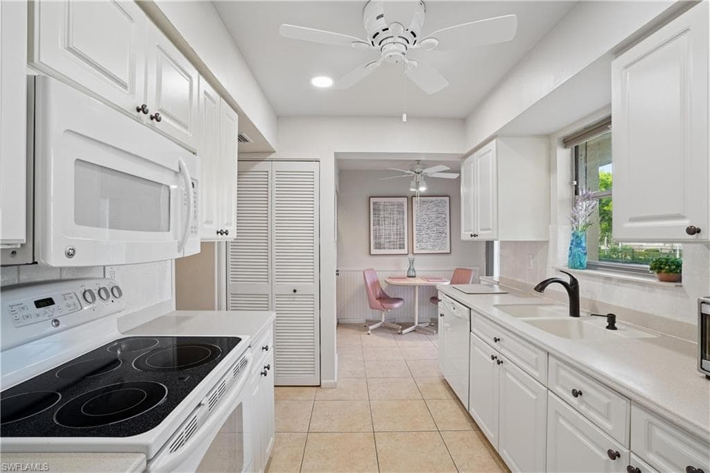 931 Collier CT A201-7