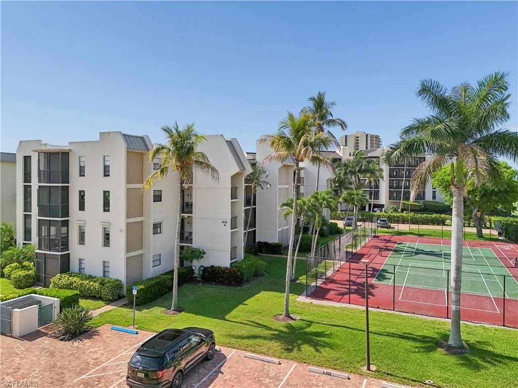 931 Collier CT A201-1