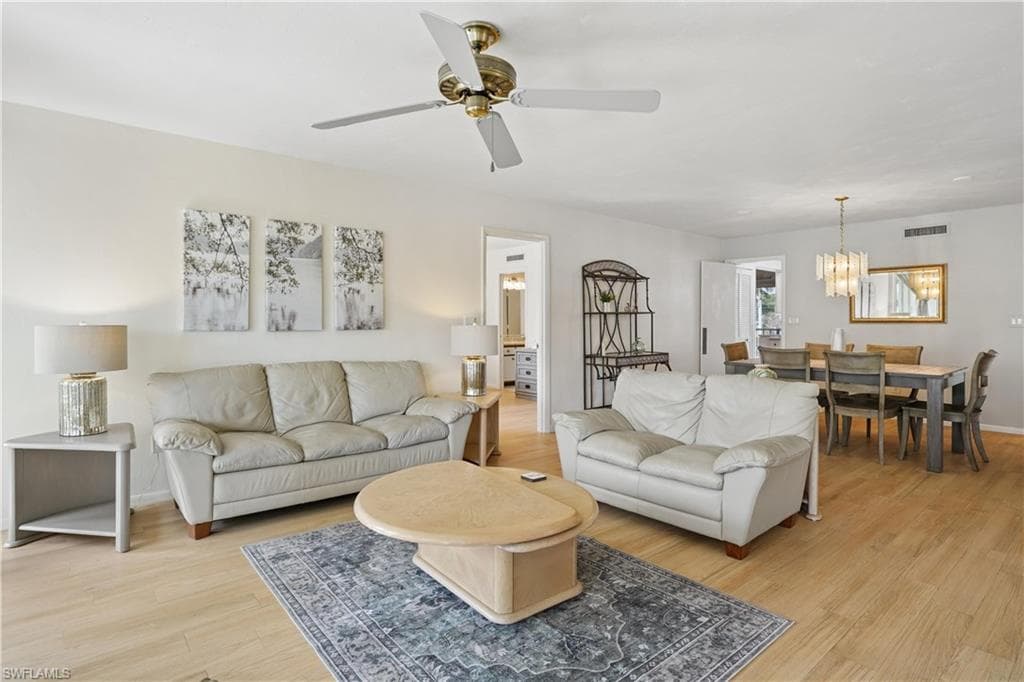 931 Collier CT A201-10