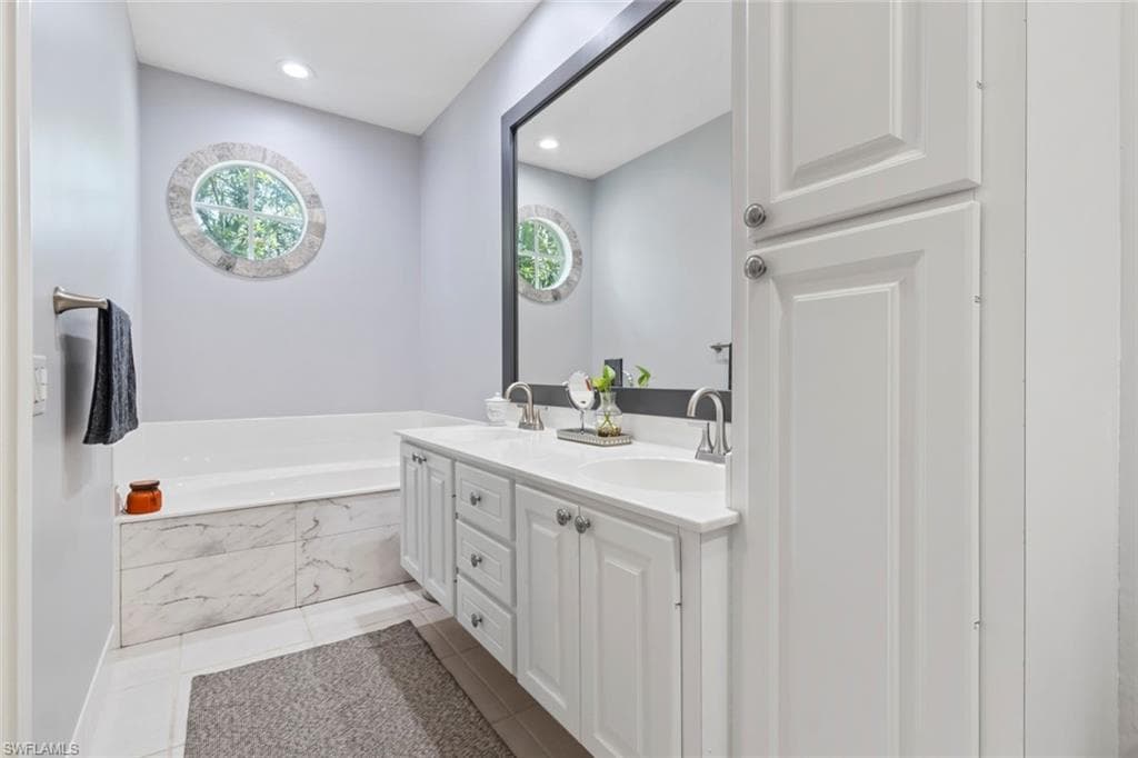 6112 Towncenter CIR-20