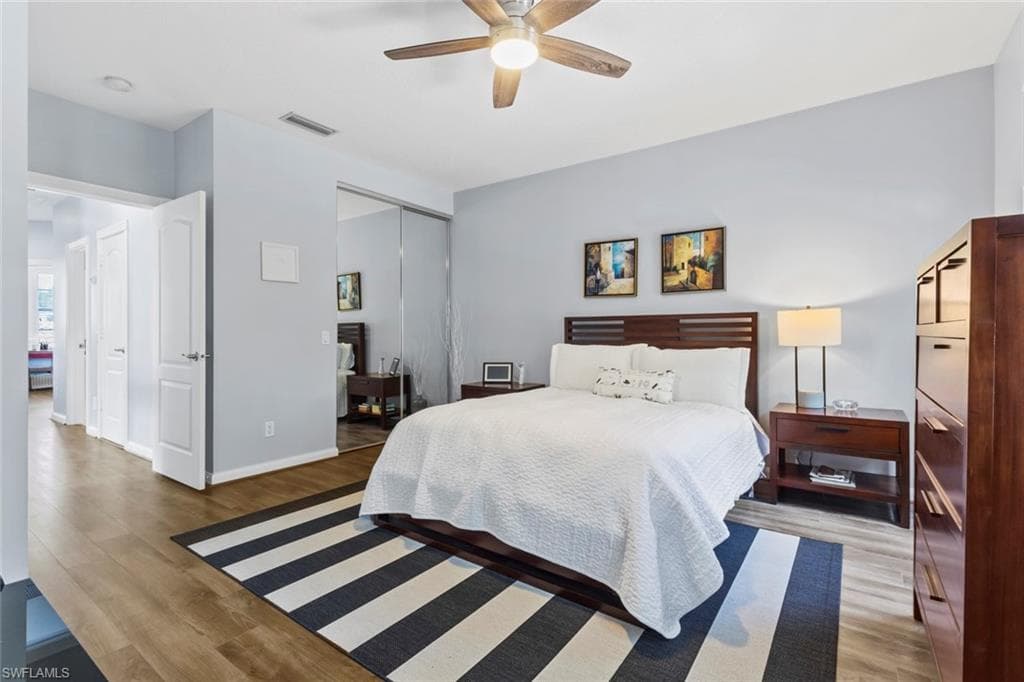 6112 Towncenter CIR-18