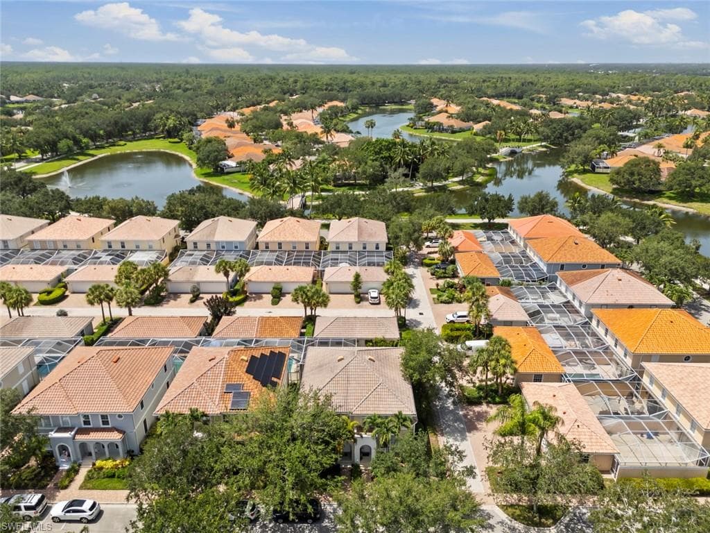 6112 Towncenter CIR-35