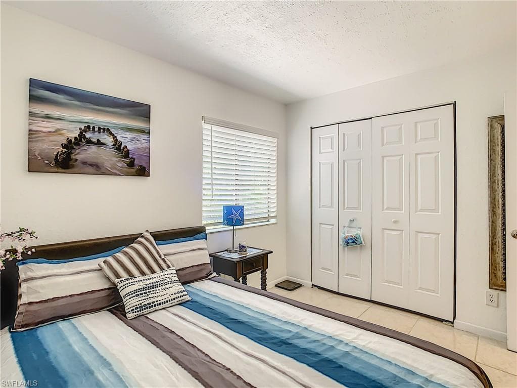 4625 Bayshore DR D8-24