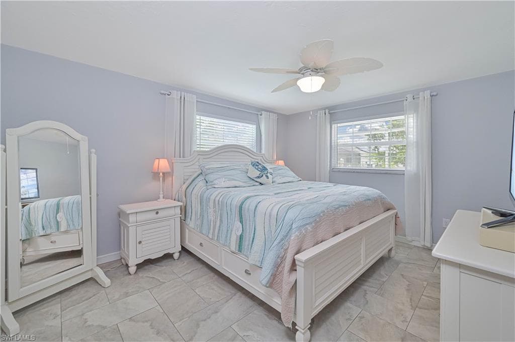 13511 Island RD-27