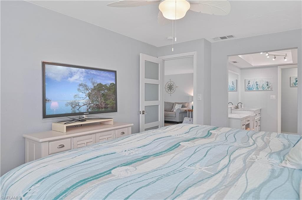 13511 Island RD-28
