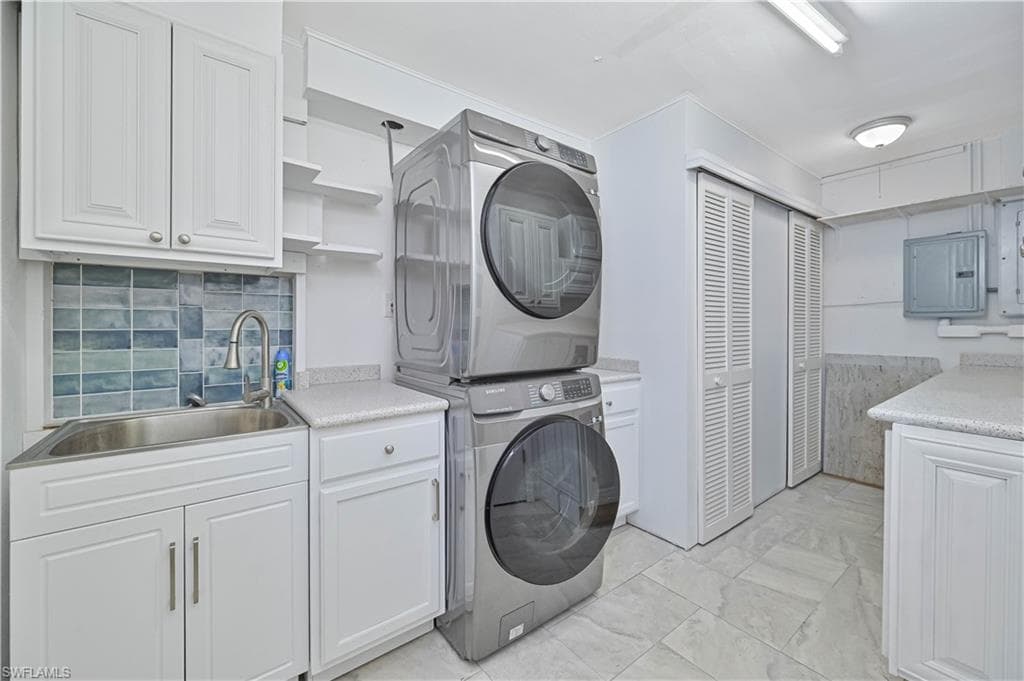 13511 Island RD-38