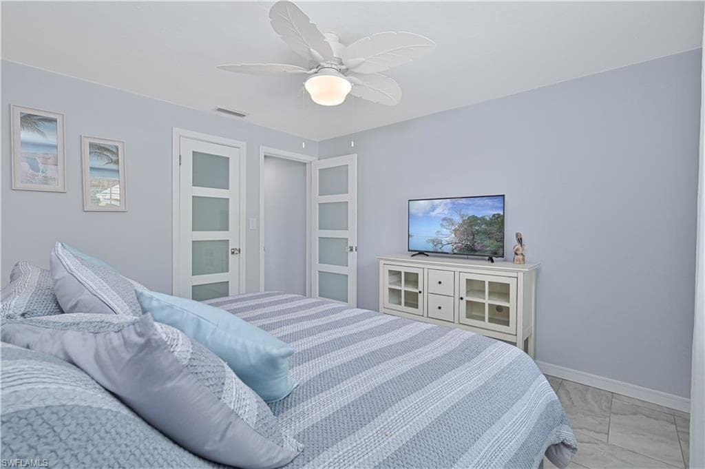 13511 Island RD-37