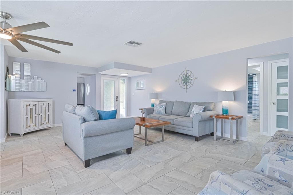 13511 Island RD-15