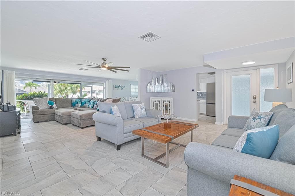 13511 Island RD-4