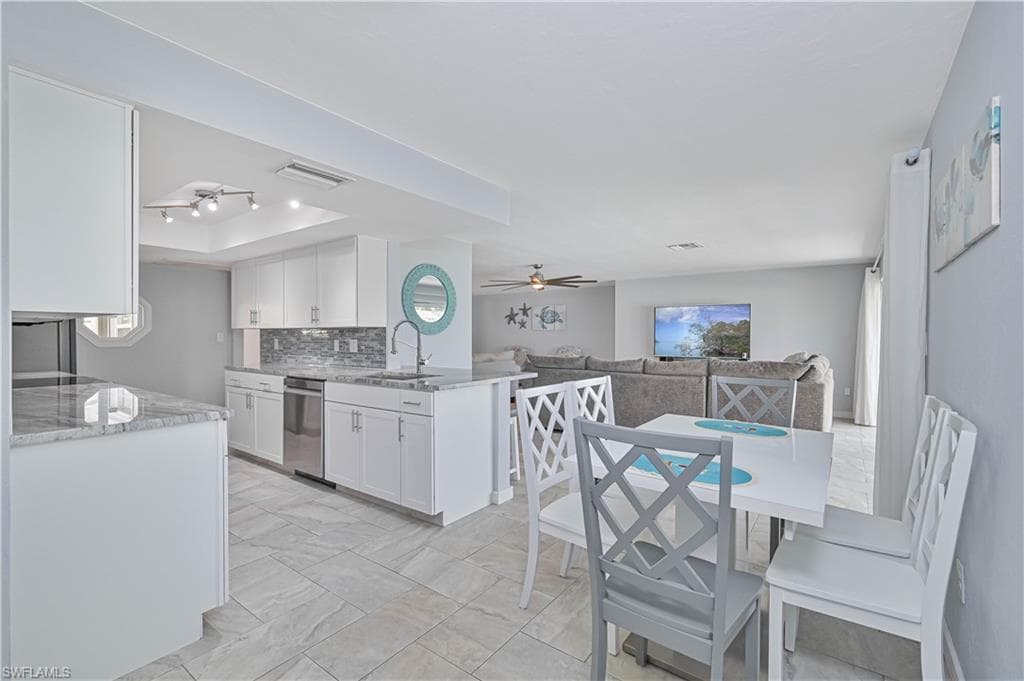 13511 Island RD-21