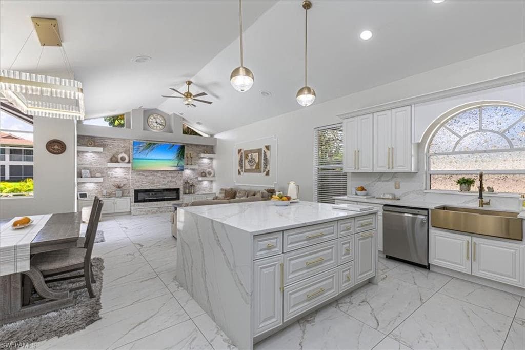 12030 Fairway Isles DR-7