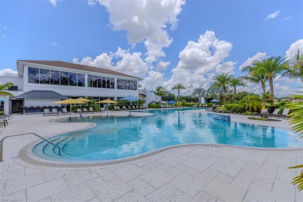 12030 Fairway Isles DR-32