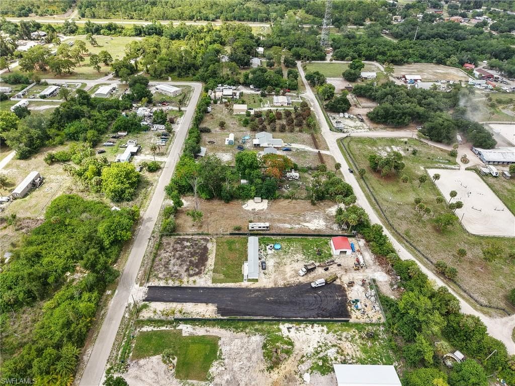 17761 Shelby LN-6