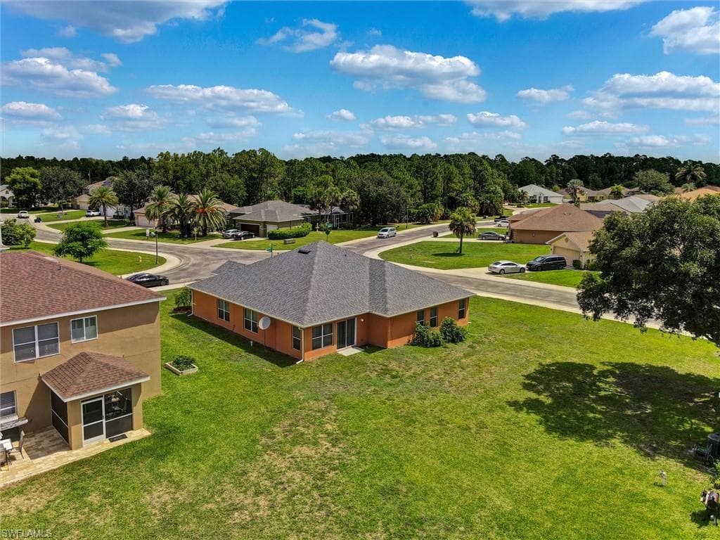 18330 Beauty Berry CT-42