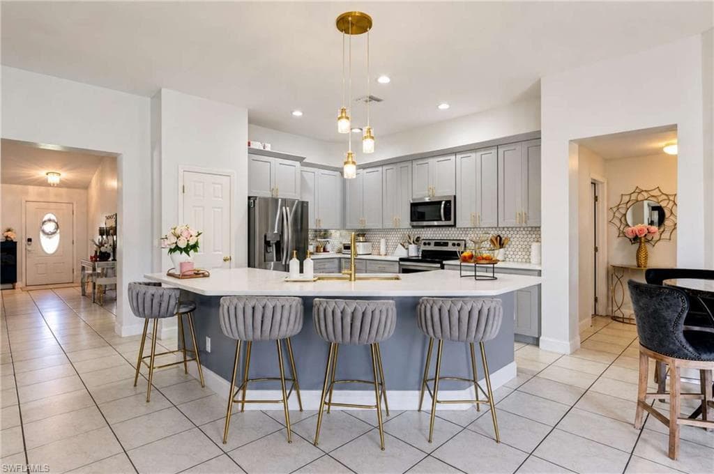 18330 Beauty Berry CT-3