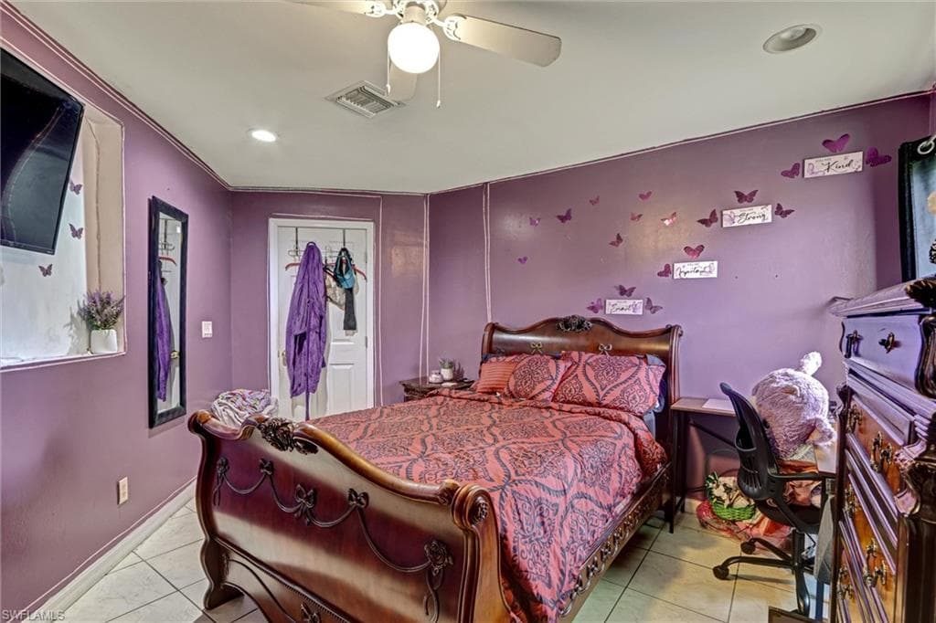18330 Beauty Berry CT-19