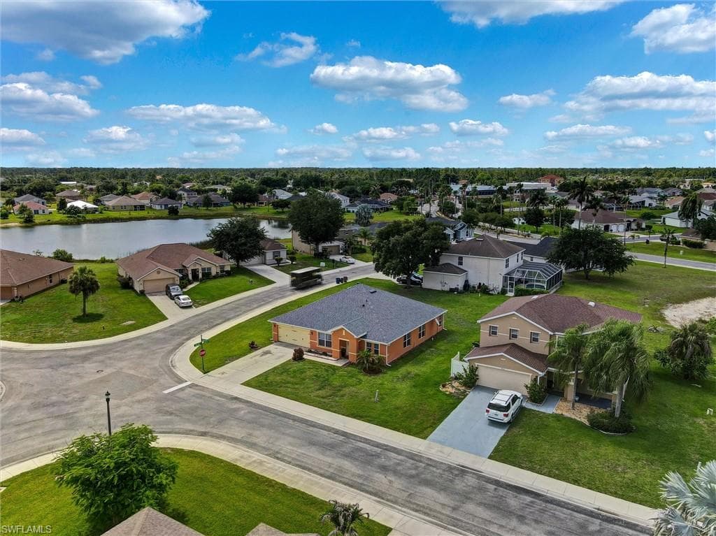 18330 Beauty Berry CT-39