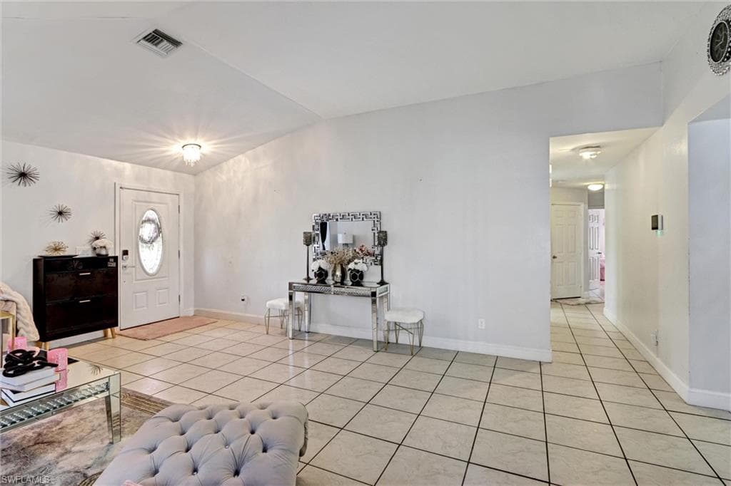 18330 Beauty Berry CT-8