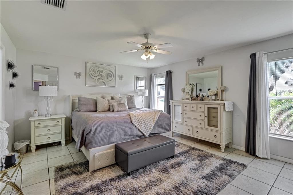 18330 Beauty Berry CT-21